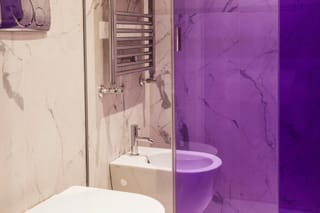 Détail de la salle de bain dans la chambre Supérieure