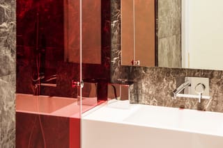 Détail de la salle de bain dans la chambre Supérieure